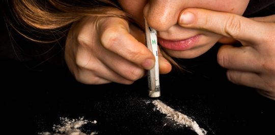 Snorting-Cocaine